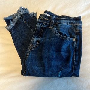 Women’s mid rise skinny jeans | dark blue | fun ankles with split hem